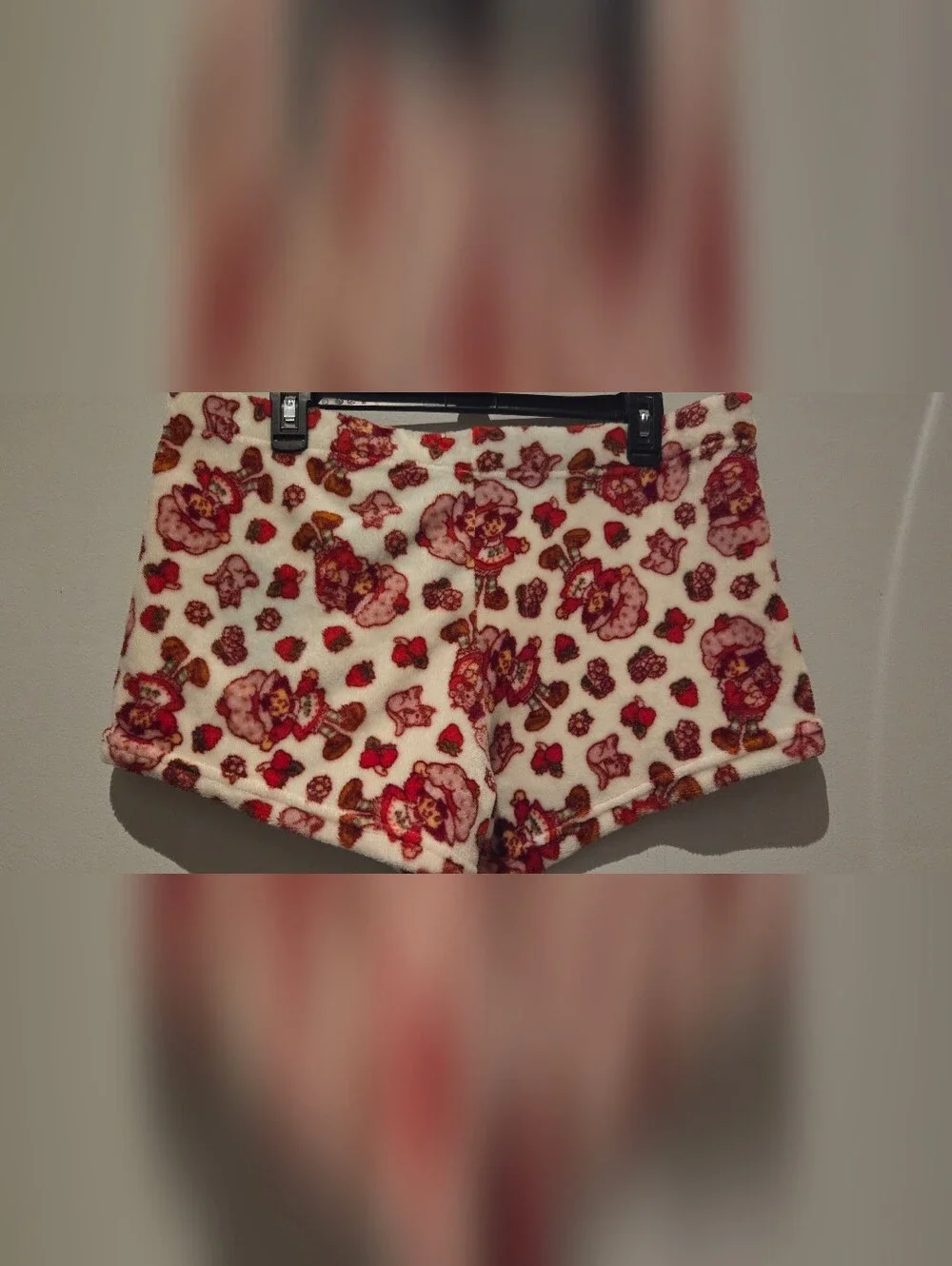 ​Strawberry Shortcake Plush Fleece Pajama Shorts White Red Women's Size 2XL EUC